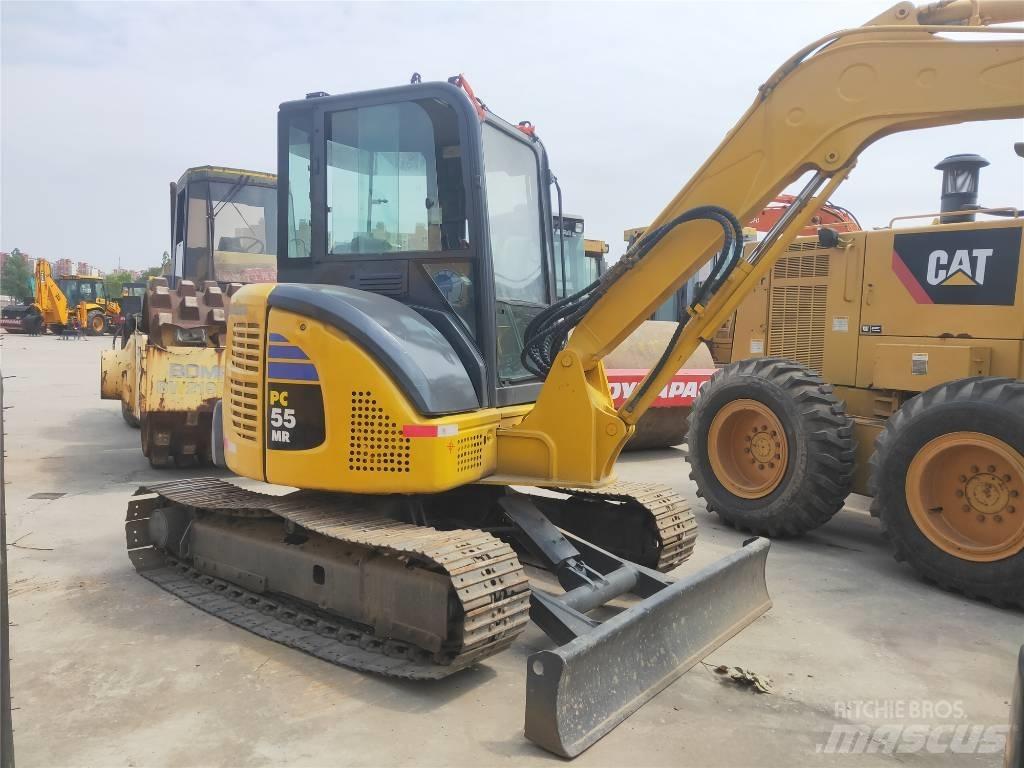 Komatsu PC56-7 Excavatoare pe șenile
