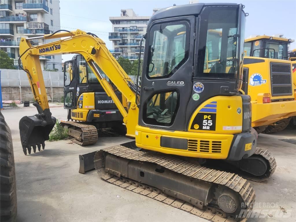 Komatsu PC56-7 Excavatoare pe șenile
