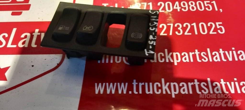 Scania R 420.   1741914 Cabine si interior