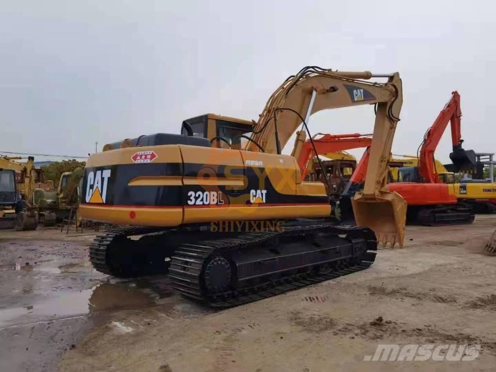 CAT 320 B Excavatoare pe șenile
