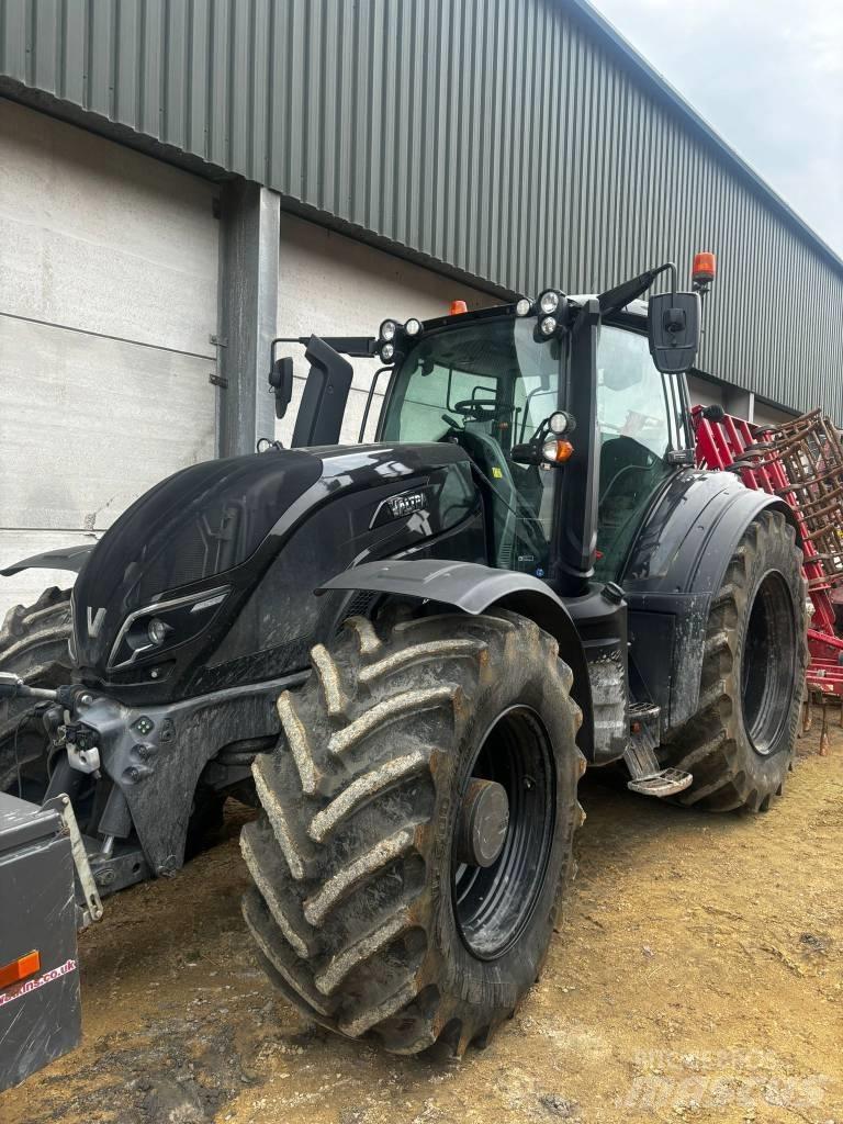 Valtra T 254 V Tractoare