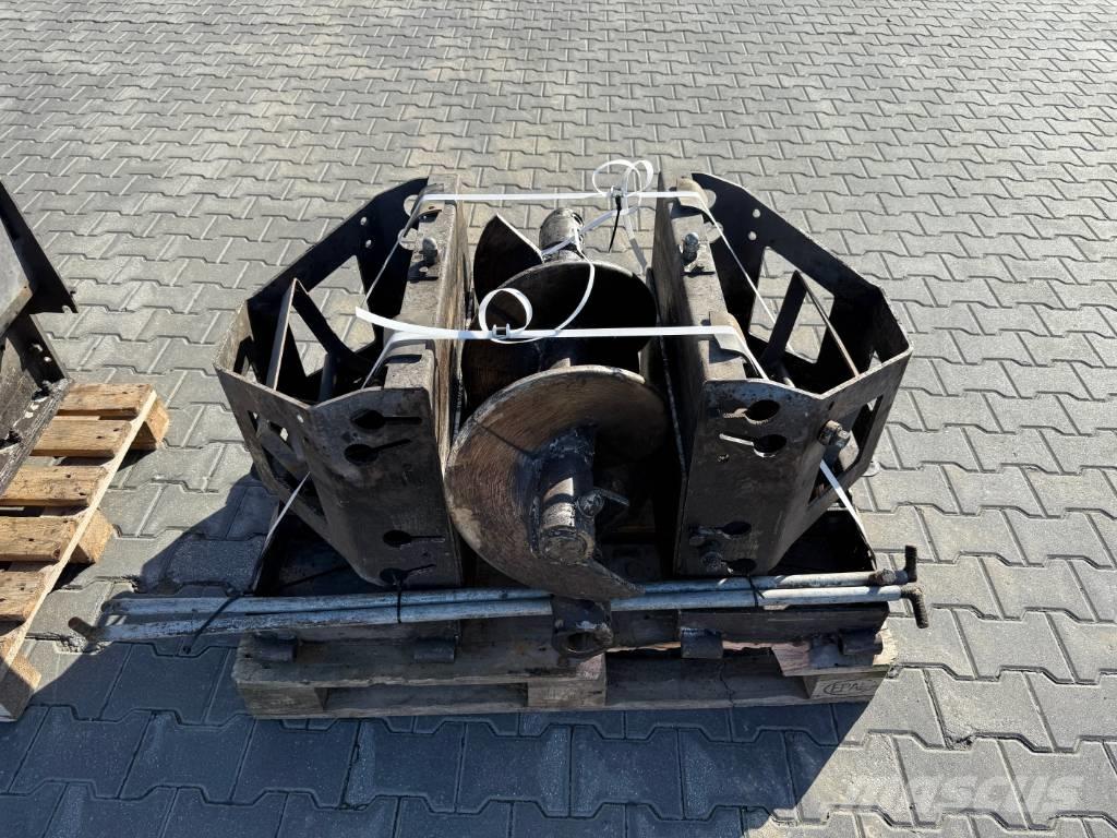 Volvo 6820 D / 7820 D Pavatoare asfalt
