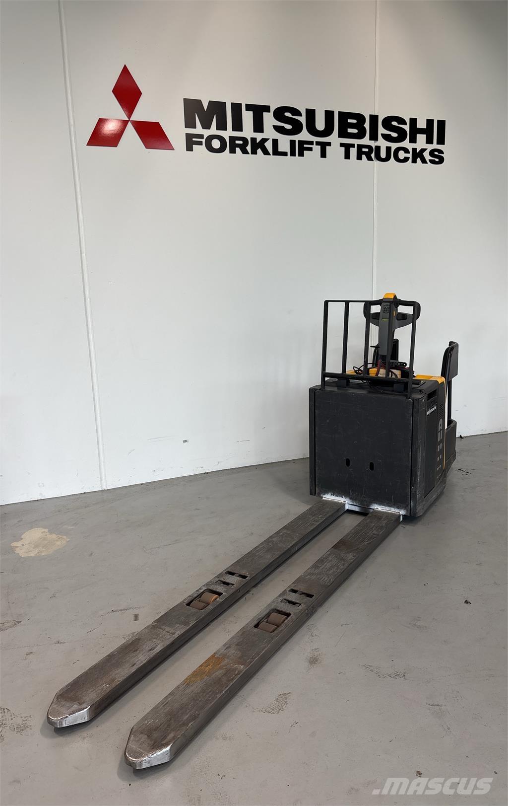 Atlet PMR200P Camioane cu platforma