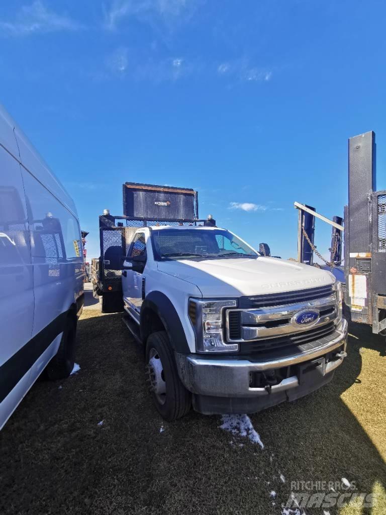Ford F 550 XLT Camioane platforma/prelata
