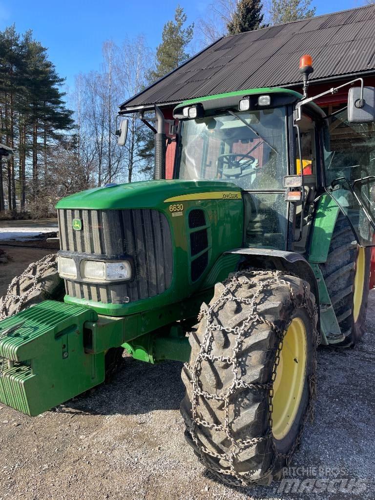 John Deere 6630STD Tractoare