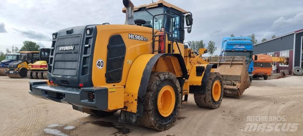 Hyundai HL 960 Incarcator pe pneuri