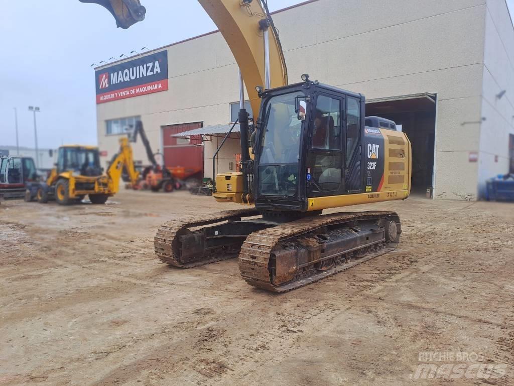 CAT 323FLN IHC Excavatoare pe șenile
