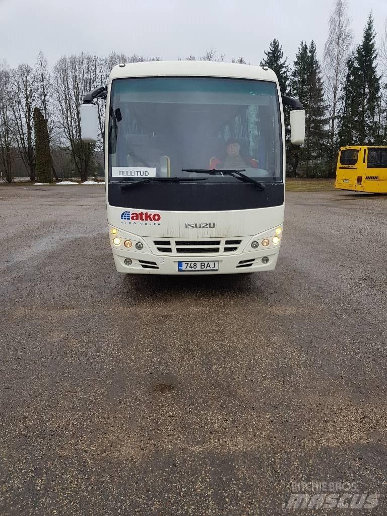 Isuzu Turquoise Autobuze intercity