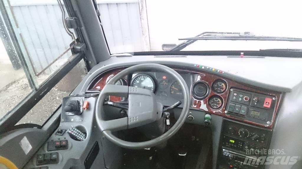 Isuzu Turquoise Autobuze intercity