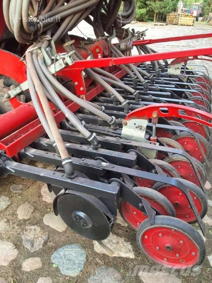 Horsch Pronto 6 DC Perforatoare