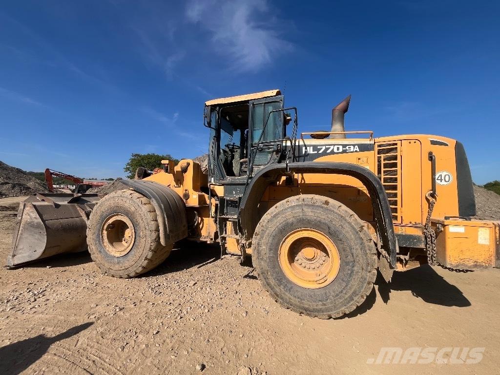 Hyundai HL 770-9 A Incarcator pe pneuri