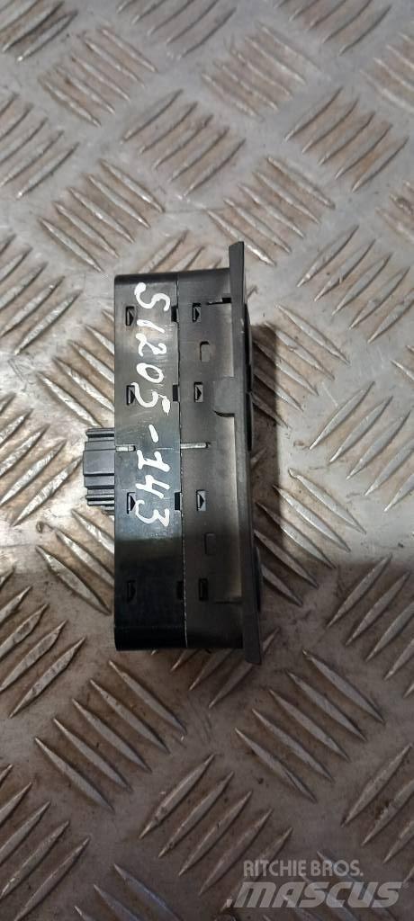 Scania R 440.    2091754 Cabine si interior