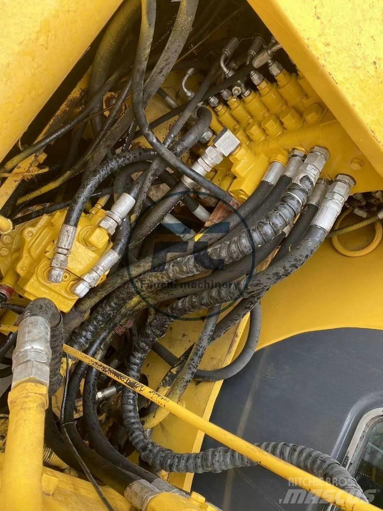 Komatsu PC 120-6 Excavatoare pe șenile
