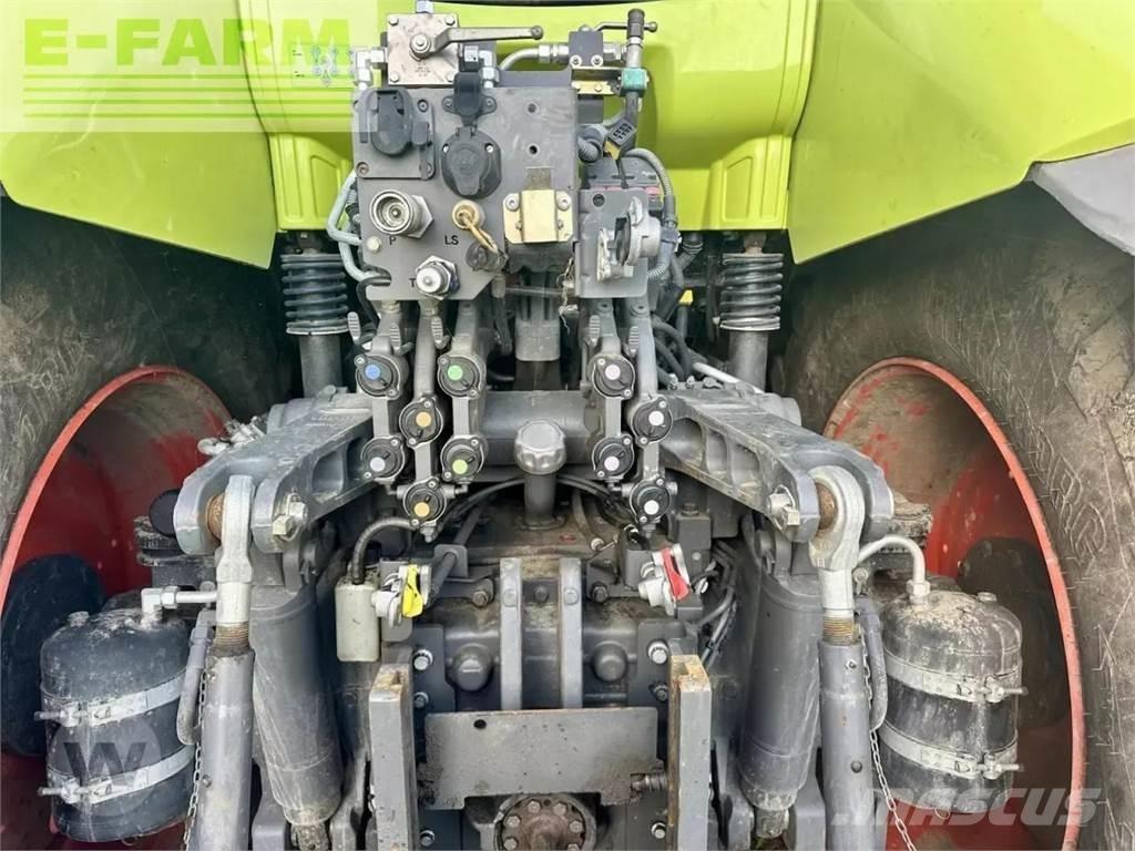 CLAAS axion 850 Tractoare