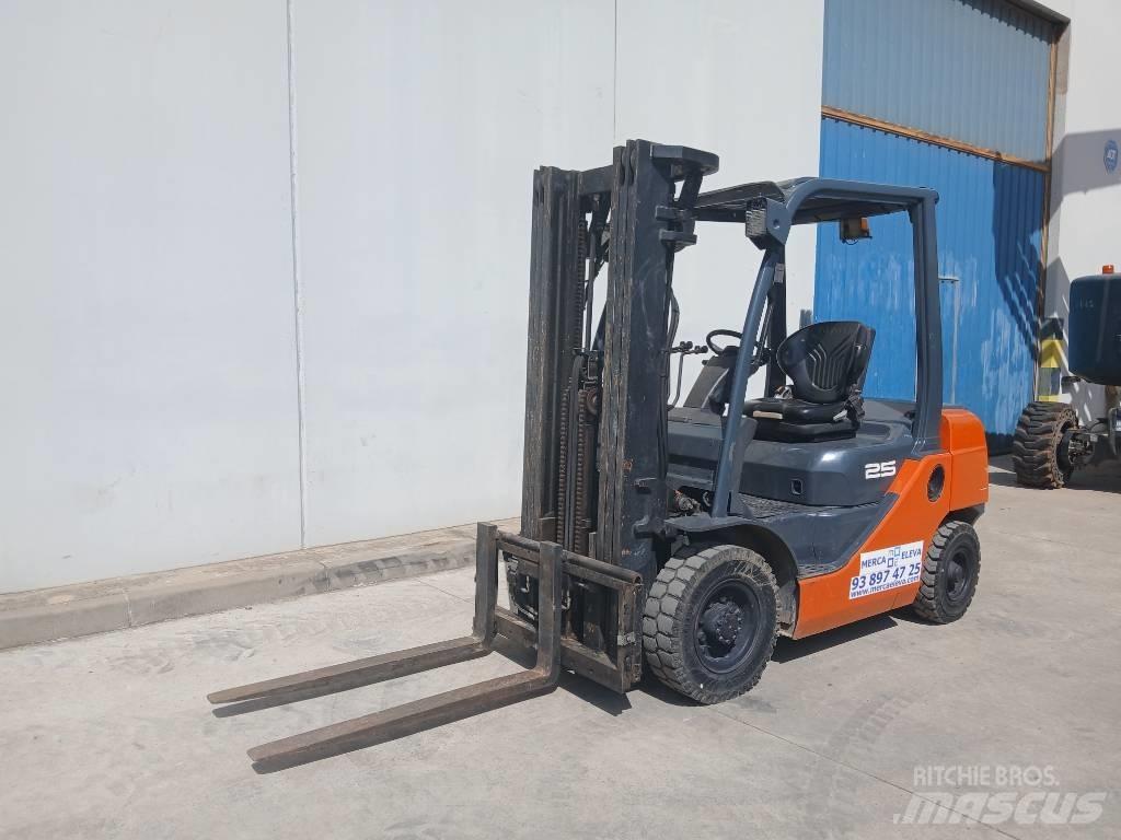 Toyota 02-8FDF25 Stivuitor diesel