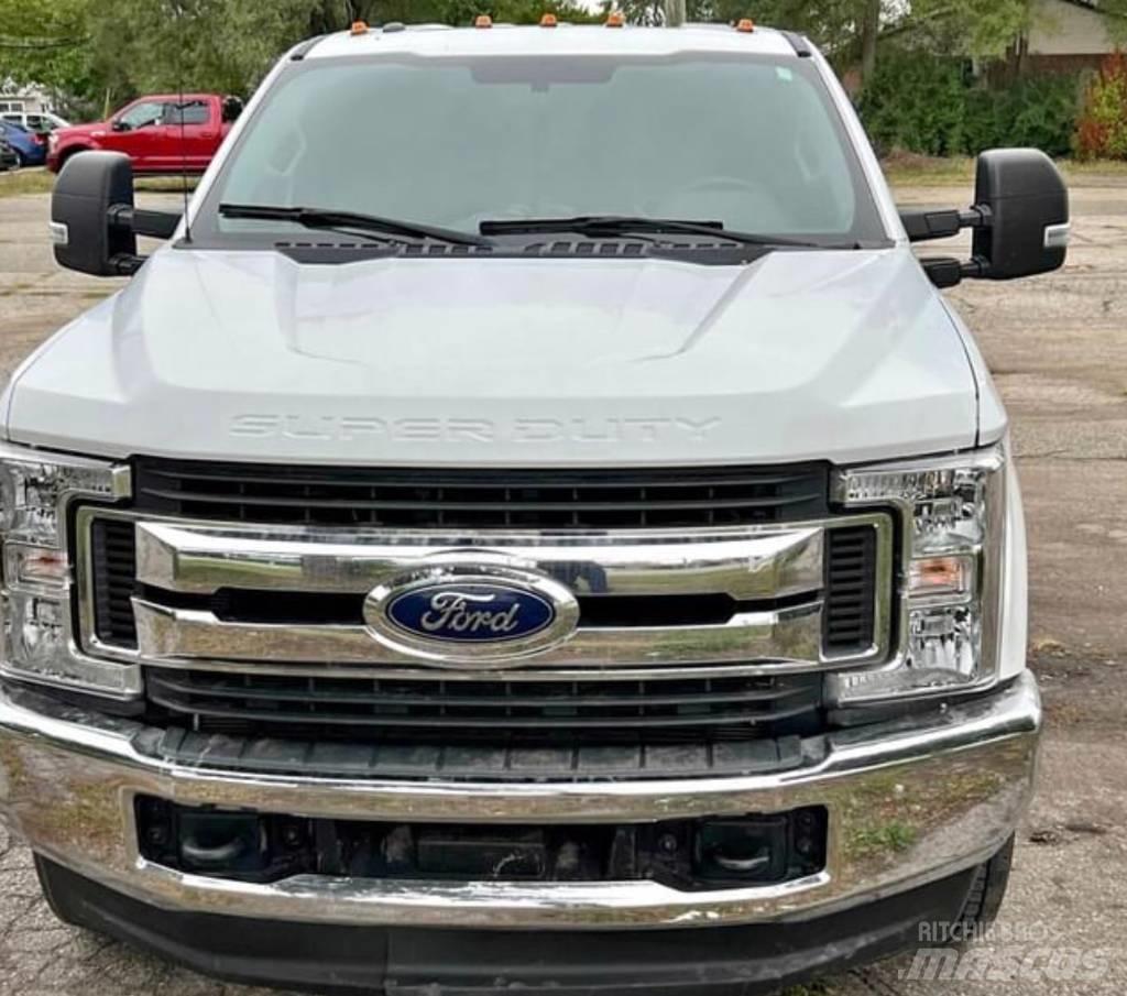 Ford F 350 XLT Altele