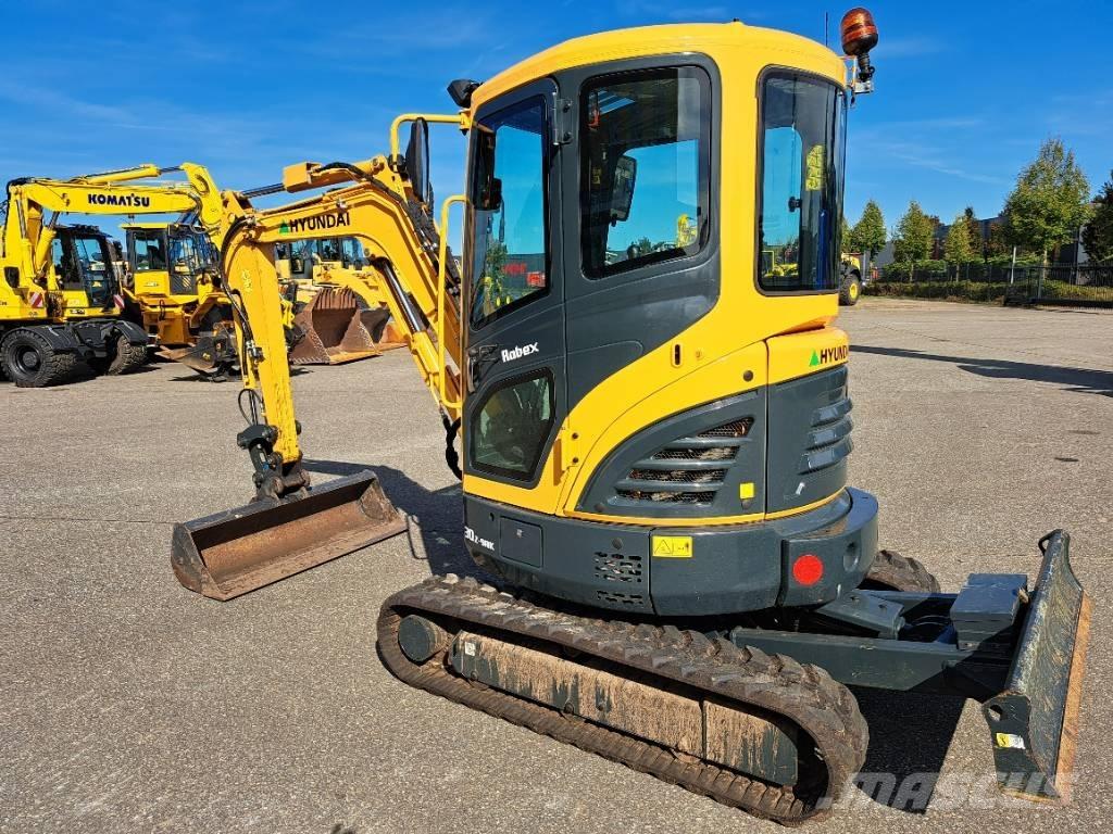 Hyundai R30 Z-9AK Mini excavatoare < 7t
