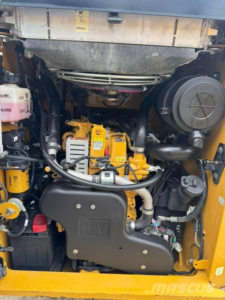 CAT 279 D3 Mini incarcator