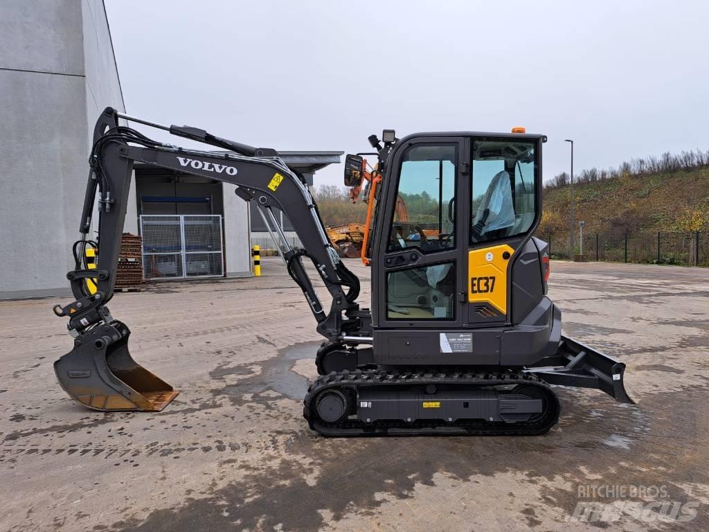 Volvo EC 37 F Mini excavatoare < 7t