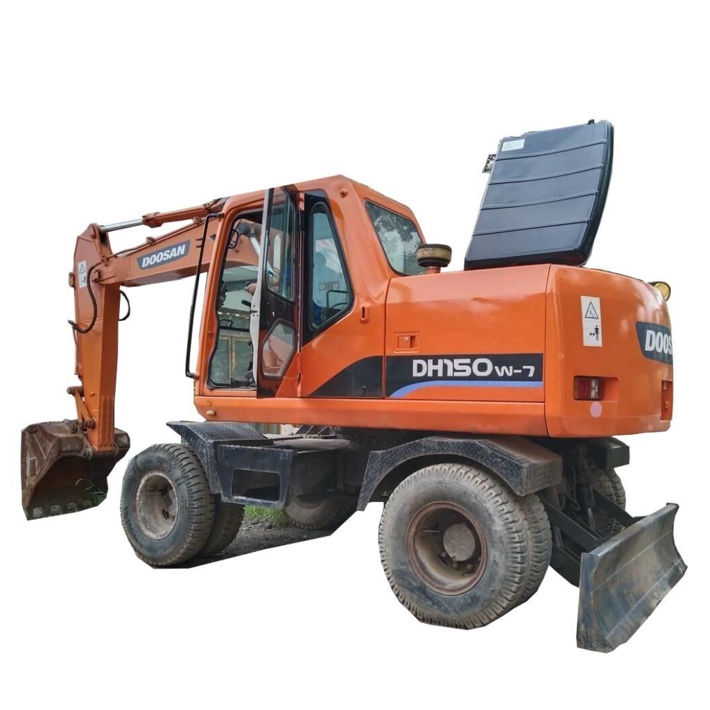 Doosan DH 150 W-7 Excavatoare cu roti