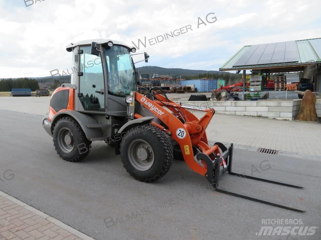 Atlas AR 420 Incarcator pe pneuri