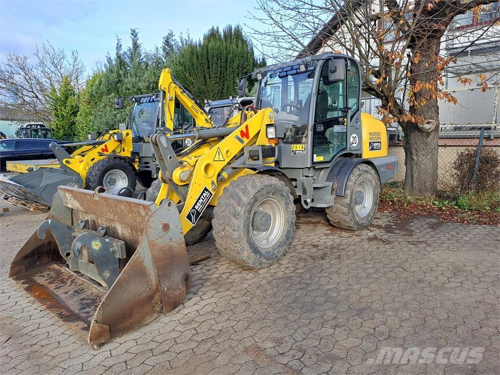 Wacker Neuson WL70 Incarcator pe pneuri
