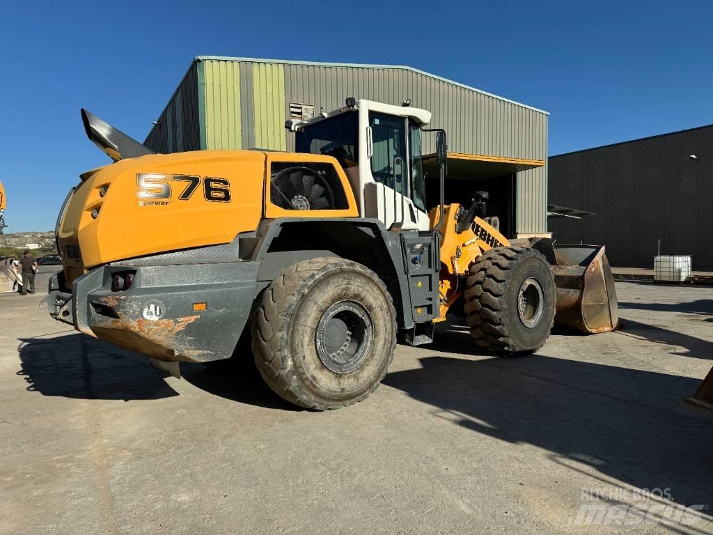 Liebherr L 576 Incarcator pe pneuri