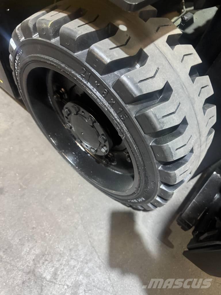 Hyster E 60 XN Stivuitor electric