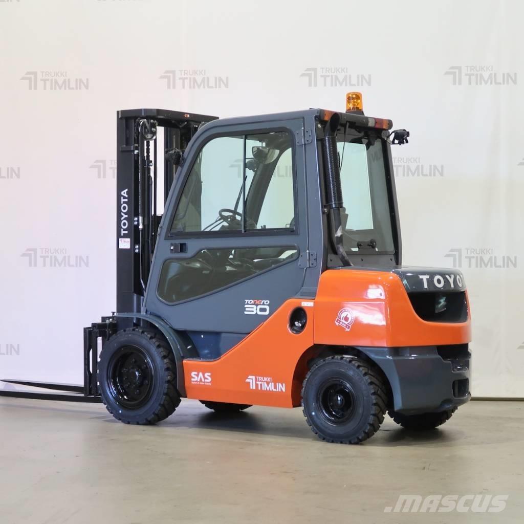 Toyota 02-8FDF30 Stivuitor diesel