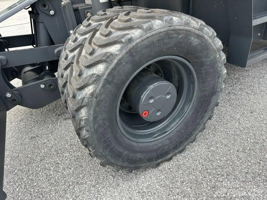 Komatsu PW 160-11EO Excavatoare cu roti