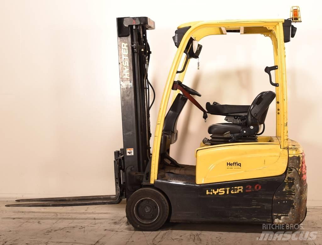 Hyster J2.0XNT Stivuitor electric