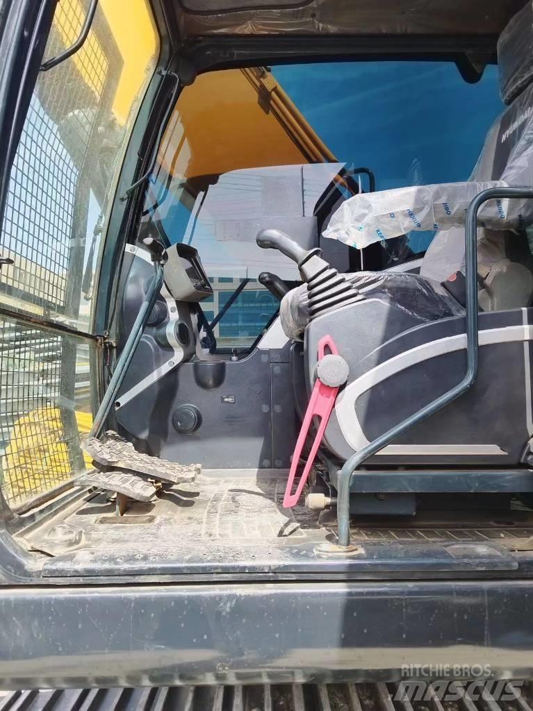 Hyundai R220LC-9S Excavatoare pe șenile
