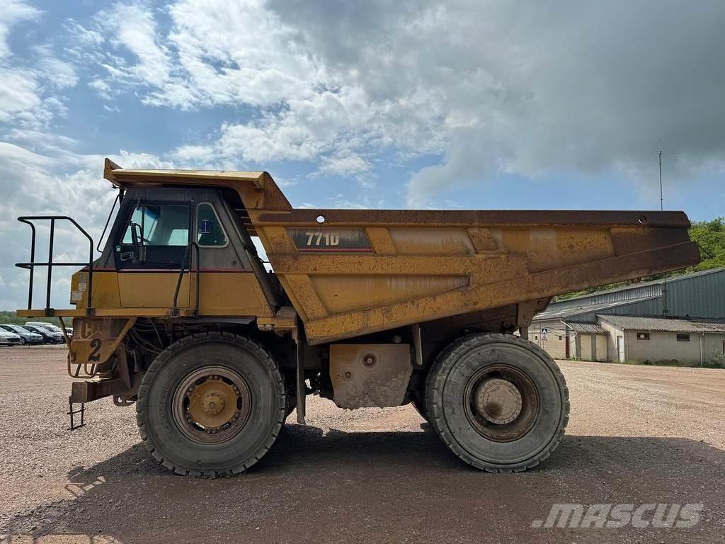 CAT 771D Minitractor de teren