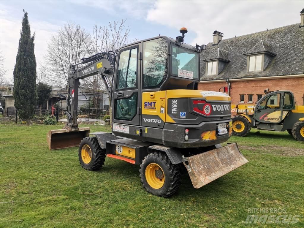 Volvo EW 60 Excavatoare cu roti