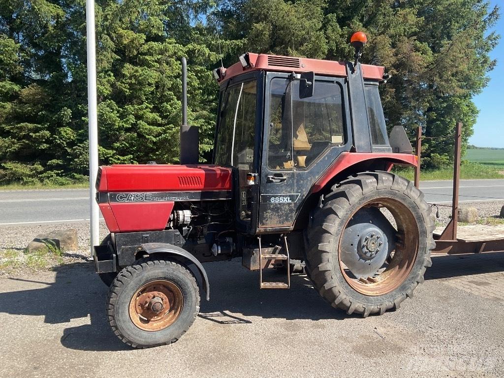 Case IH 685 XL Tractoare