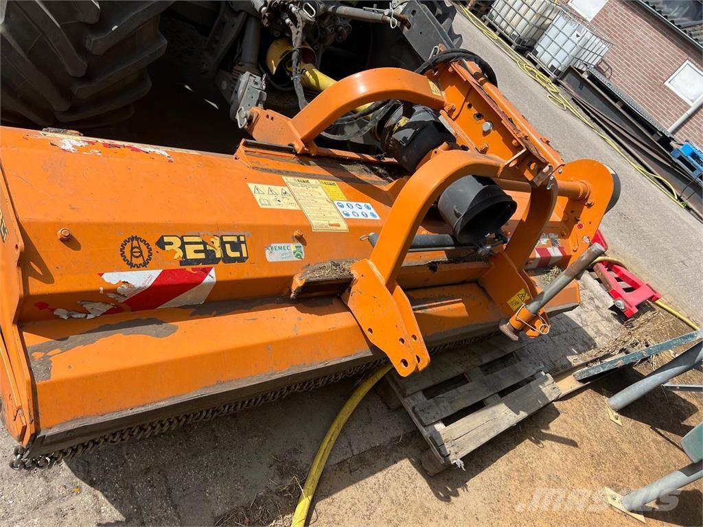 Berti Dual 280 Rough, trim and surrounds mowers