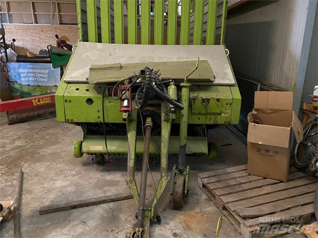 CLAAS Sprint 335 P Remorci cu autoîncarcare