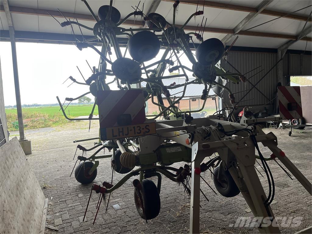 CLAAS volto 1320T Greble