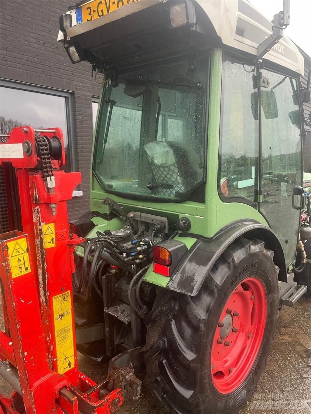 Fendt 208V Tractoare