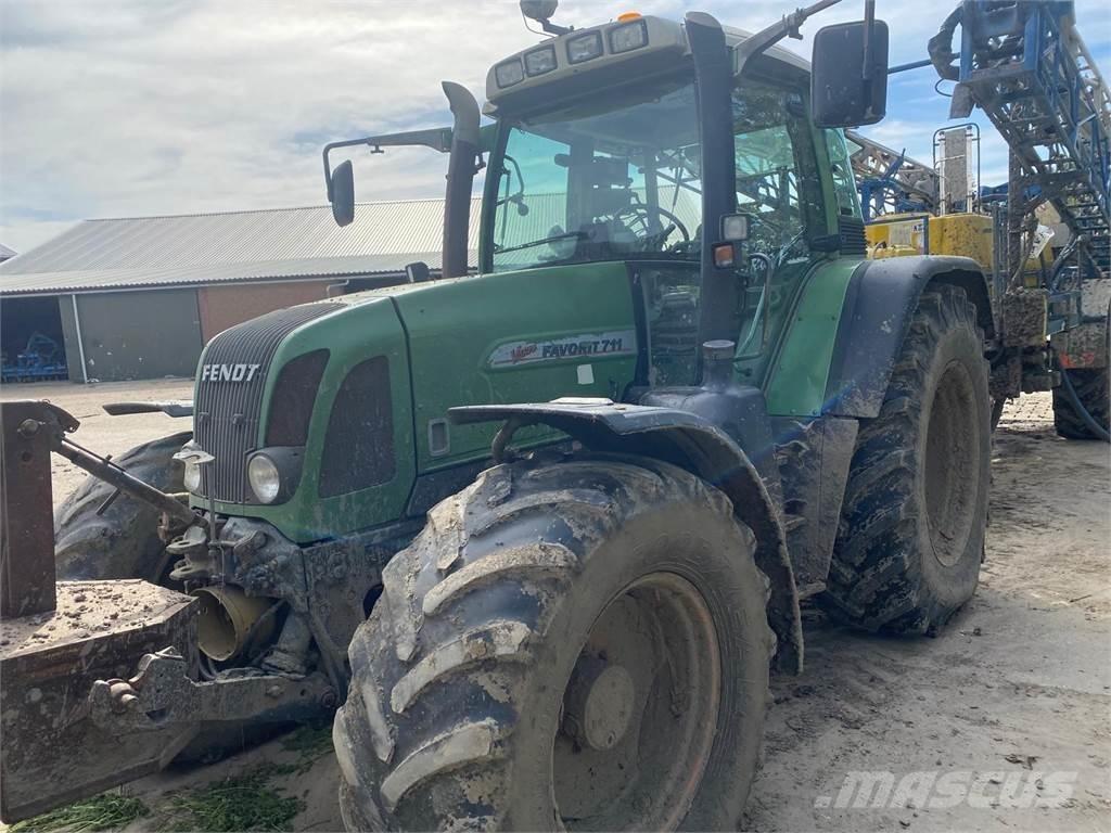 Fendt 711 Tractoare