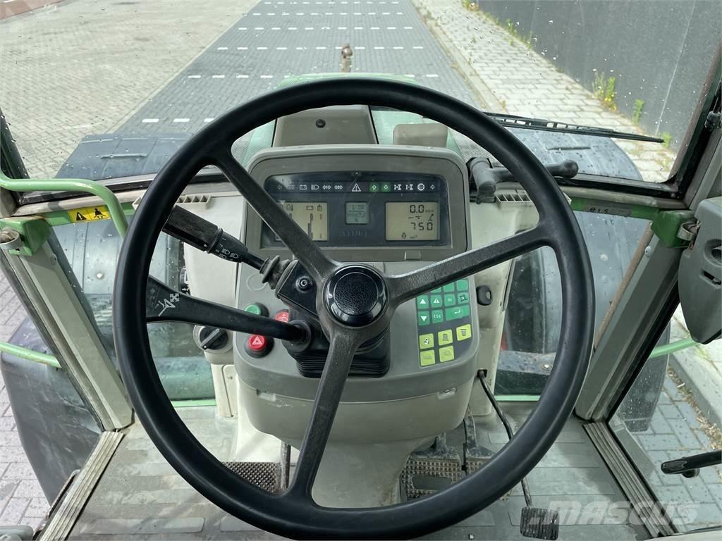 Fendt 711 Tractoare