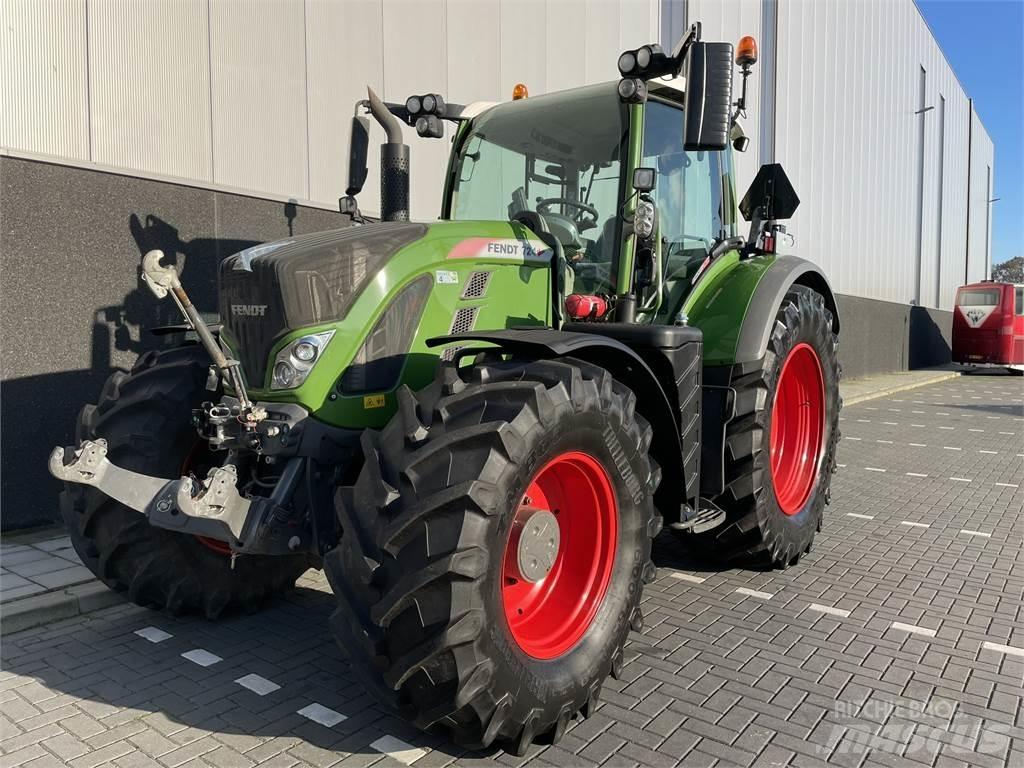 Fendt 724 S4 Tractoare