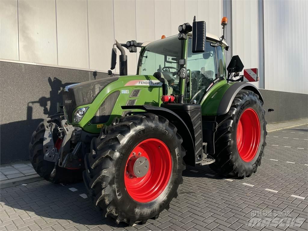 Fendt 724 S4 Tractoare