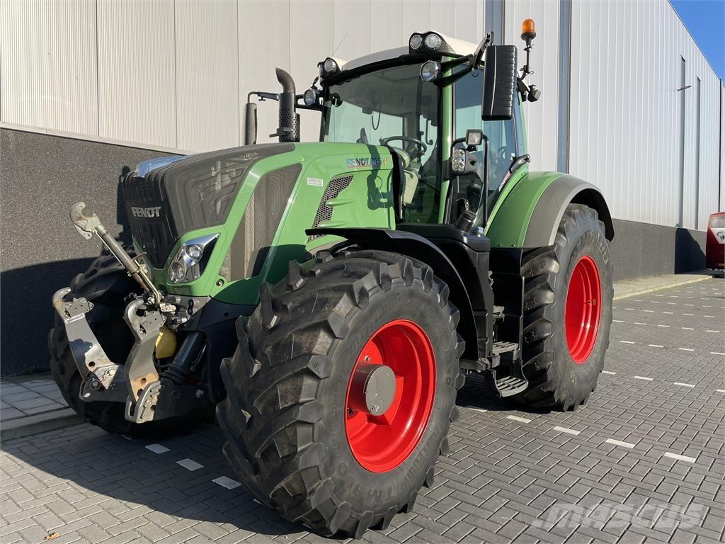 Fendt 826 Vario Tractoare