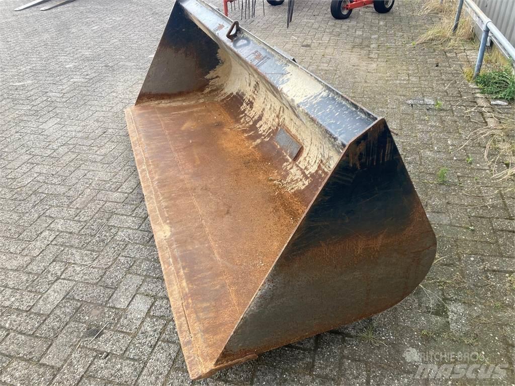  Grondbak Alte masini si accesorii pentru încarcat si sapaturi