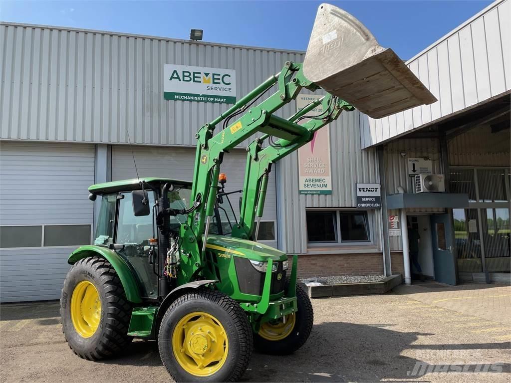 John Deere 5058 Tractoare