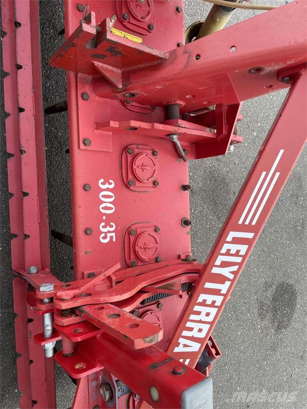 Lely 300-35 Grapa si pluguri rotative