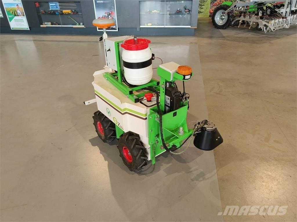  Naio OZ Robot Utilaje agricole - Altele