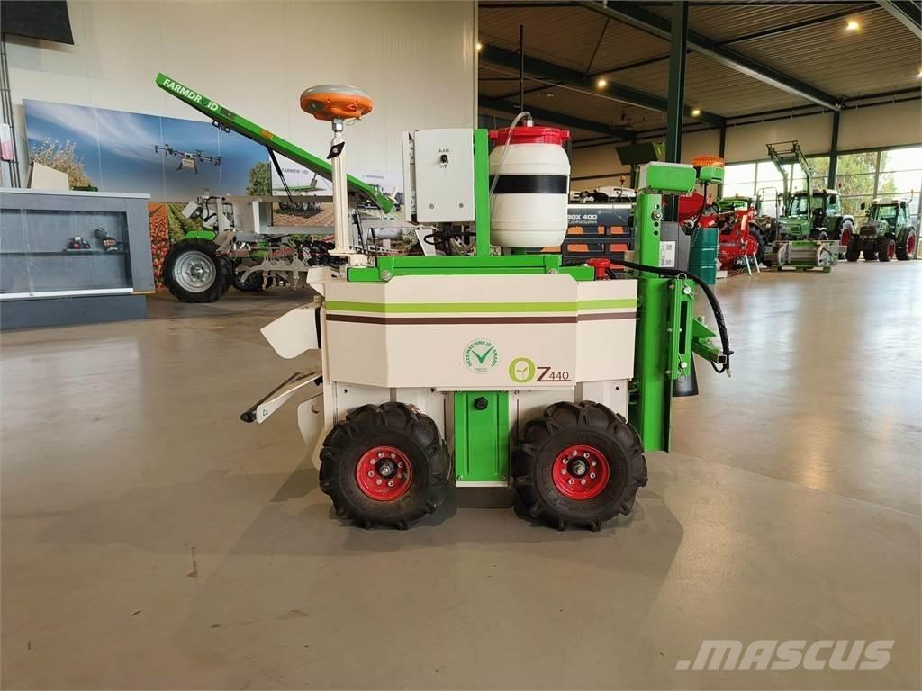  Naio OZ Robot Utilaje agricole - Altele