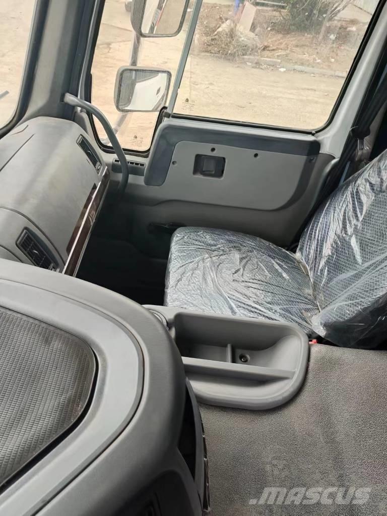Howo 371 6x4 Autobasculanta